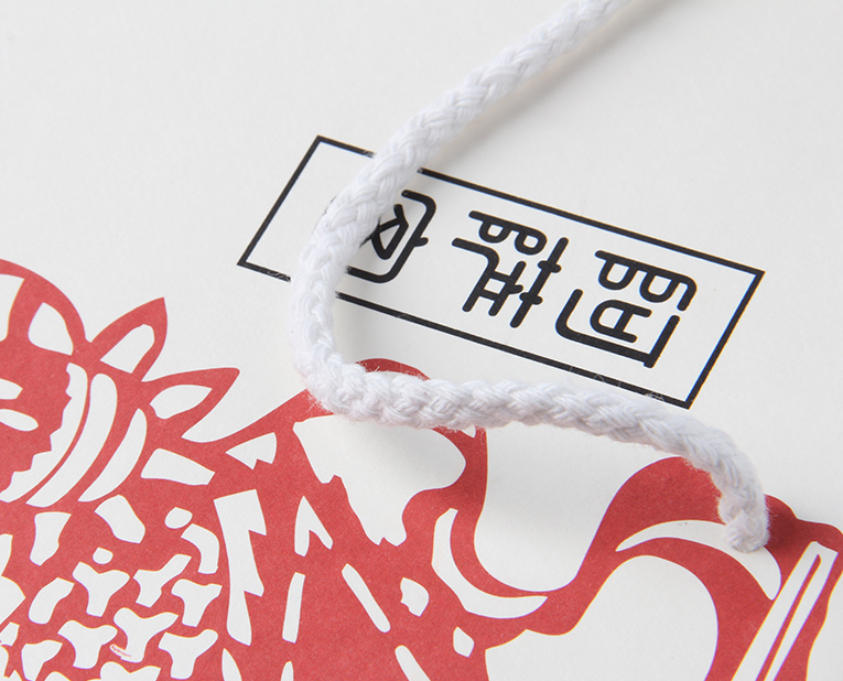 保健品的包裝袋工廠能不能解決金銀油墨脫落？別搞笑啦