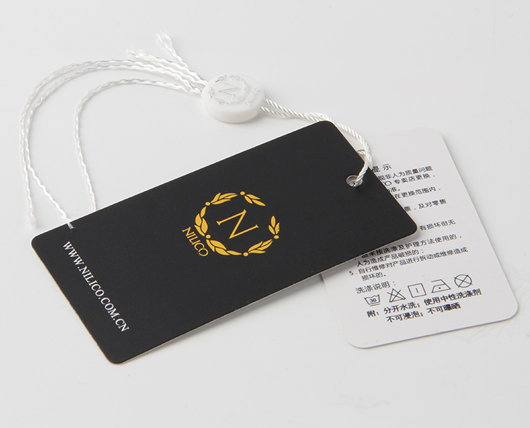 襯衫吊牌如果使用燙金工藝，工廠的老師傅對這1點(diǎn)很在意