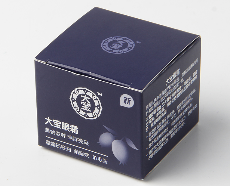 化妝品盒廠家的老師傅，為了讓工人早點放假，放出大招解決飛墨